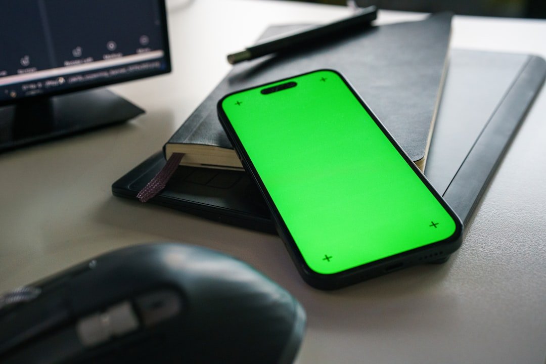 Does Having Your Phone on the Desk Hurt Your Focus?