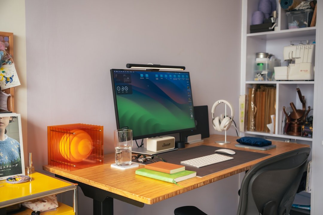 Do monitor light bars reduce eye strain?